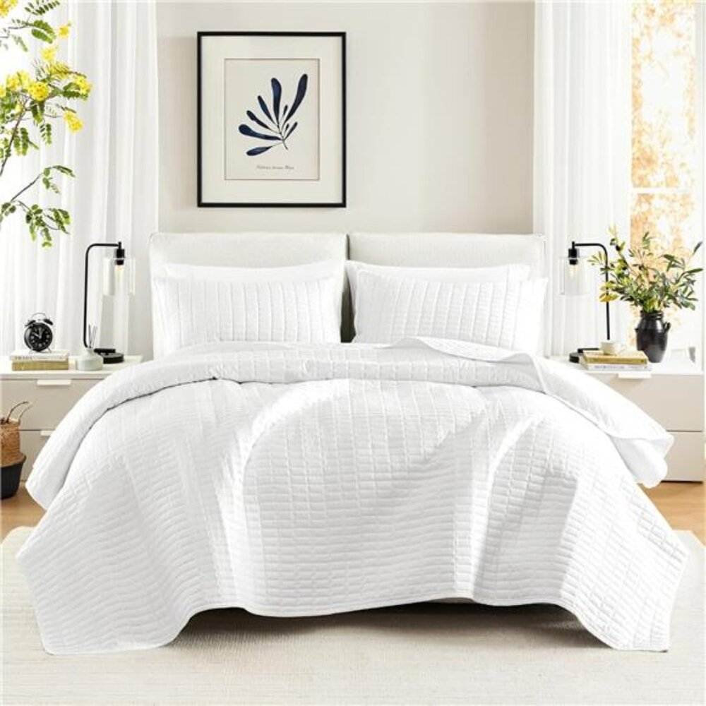 Comfort Spaces Kienna Quilt Set- Double Sided Stitching Design Summer Blanket